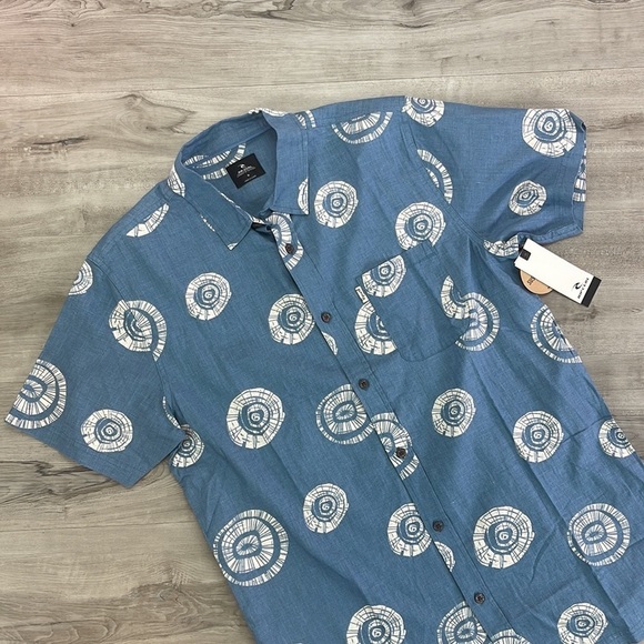 🔹RIP CURL- SALTWATERS BUTTON DOWN SHIRT - Picture 4 of 9